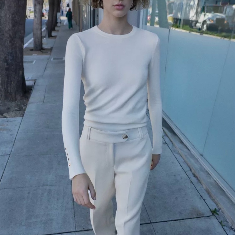Zara White Slim-Fit Long-Sleeve Sweater